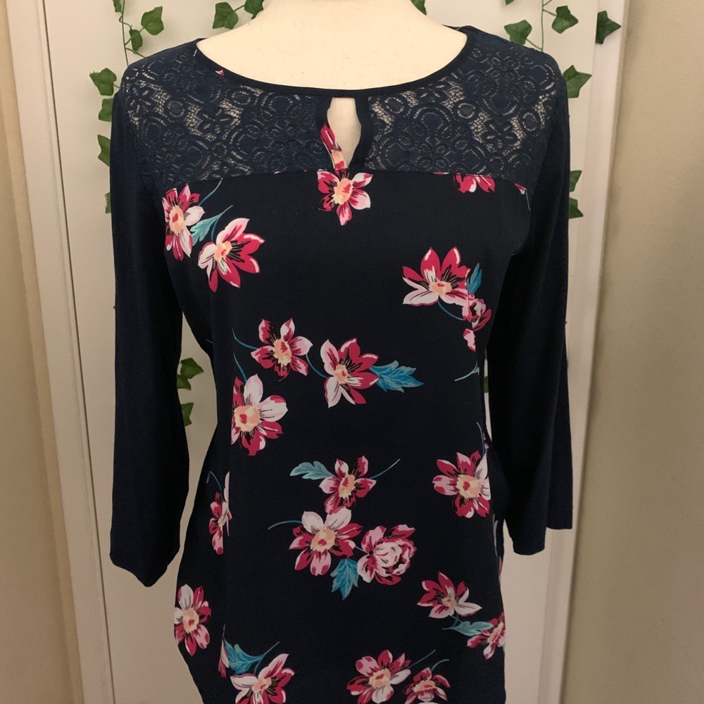 Floral Lace Blouse